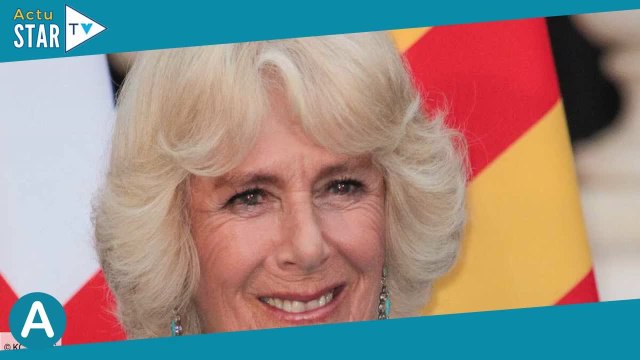 Camilla Parker Bowles : cette règle du protocole qu'elle va abandonner face à Charles III