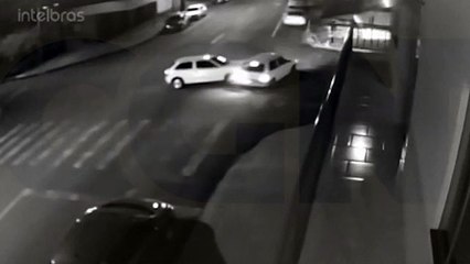 Internauta pede ajuda para encontrar proprietário de veículo Gol que se envolveu em acidente