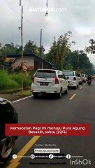 Kemacetan Pagi ini menuju Pura Agung Besakih, sabtu (22/4)