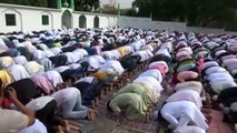 Chitrakoot Eid news video: ईदगाह में पढ़ी गई ईद की नमाज,नमाजियों ने मांगी ये दुआ