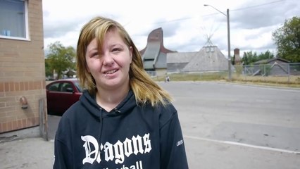 Lets Meet- Carly 17 years old Homeless girl