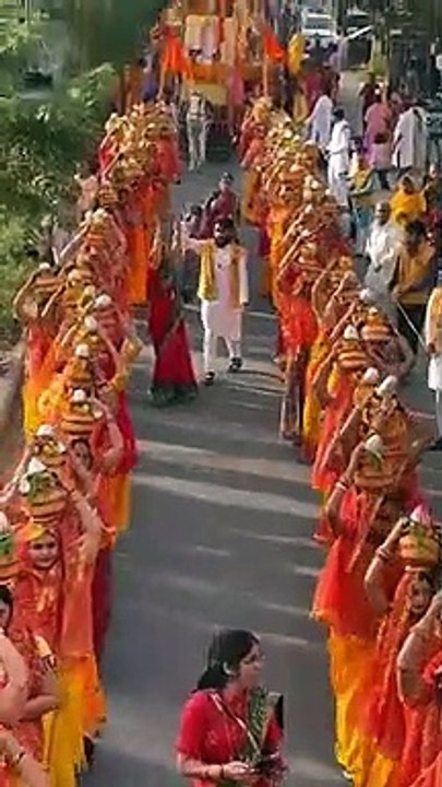 श्रीराम कथा ज्ञान यज्ञ: गाजे-बाजे से निकाली कलशयात्रा