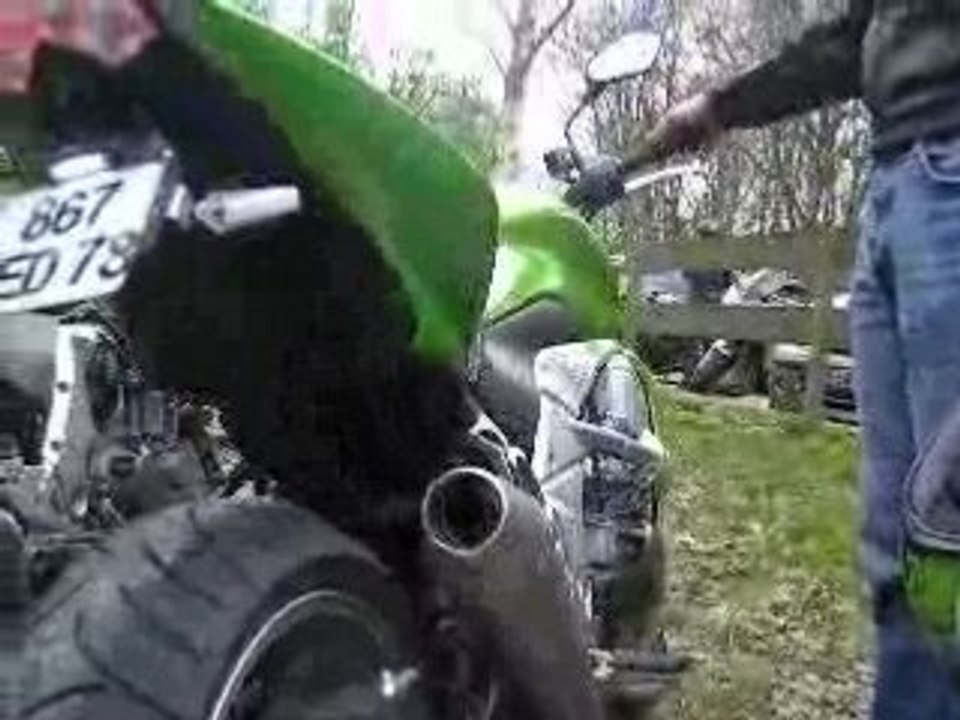 z 750 son