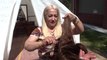 Çadır kentin kadın kuaförü depremzedelere meslek öğretiyor