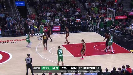 Highlights: Young überragt bei Hawks-Sieg