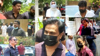 ഉമ്മ മരിച്ചതറിഞ്ഞ് മമ്മൂക്കയെ ആശ്വസിപ്പിക്കാനായി എത്തിയ താരങ്ങൾ