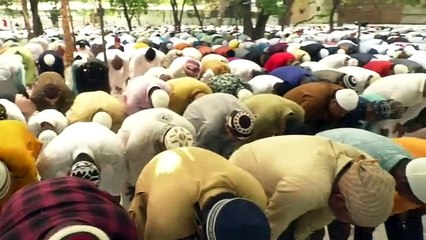 छत्तीसगढ़ में धूमधाम से मनाई जा रही ईद:रायपुर के ईदगाह पहुंचकर मुख्यमंत्री भूपेश बघेल ने दी बधाई