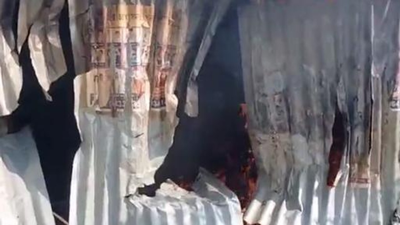 উঃ দিনাজপুর: ফের অগ্নিগর্ভ কালিয়াগঞ্জের সাহেবঘাটা বাজার এলাকা