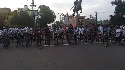 पृथ्वी दिवस : साइकिल रेस में युवाओं ने लिया हिस्सा, आमजन को किया जागरूक