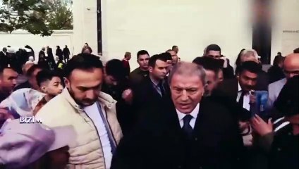 Ailecek CHP'yi sildiler! Bakan Hulusi Akar tebrik etti
