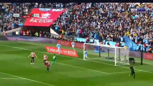 بالفيديو مانشستر سيتي يصعد إلى نهائي كأس الاتحاد الإنكليزي بفضل هاتريك تاريخي من الجزائري رياض محرز اهداف المباراة