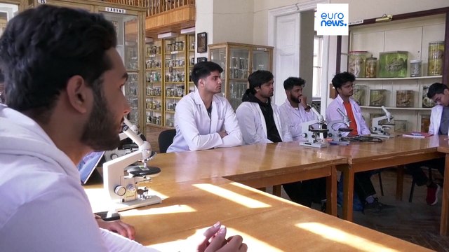 Desde la India, de vuelta a Ucrania para terminar los estudios de medicina