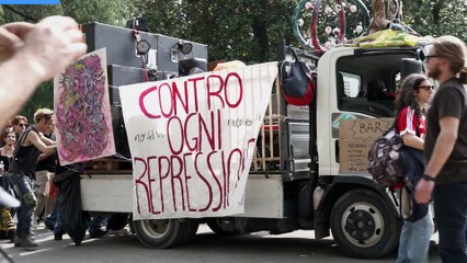 Street Rave Parade con 10mila persone a Bologna