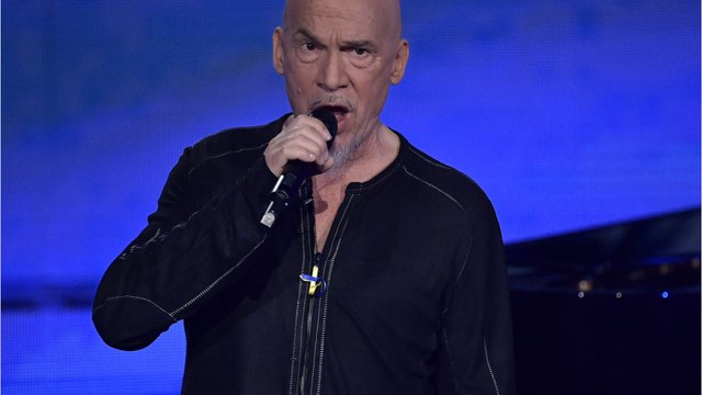 Voici - “Il supporte bien le traitement : Florent Pagny a commencé sa troisième chimiothérapie après sa rechute