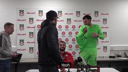 Ryan Reynolds asks for Ben Foster's jersey after Wrexham promotion