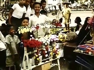Kehidupan sehari -hari di kota Solo, Semarang, dan Kudus tahun 1955