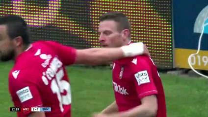 Wrexham secure a Hollywood promotion back to Football League