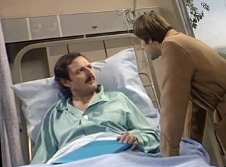 Only When I Laugh S01 E04