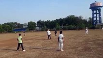 इटारसी - 12 बंगला मैदान में क्रिकेट प्रशिक्षण शुरू, बच्चों को बताए टिप्स