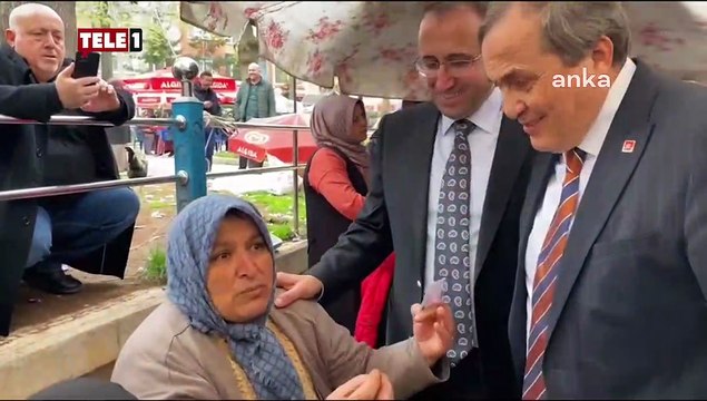CHP Genel Başkan Yardımcısı Seyit Torun, Ordu'nun Aybastı ilçesinde pazar esnafını ziyaret etti. İki dönem AKP’ye oy verdiğini, Sütümü haram ederim diyerek oğlunu da AKP’li yaptığını belirten esnaf kadın, işe alımlarda torpilden şikâyet etti. Esnaf kadı