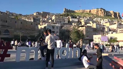 Zengin tarihi dokusuyla Mardin'de bayram tatili yoğunluğu