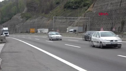 BAYRAM DÖNÜŞÜNDE ANADOLU OTOYOLU'NUN BOLU GEÇİŞİNDE ULAŞIM RAHAT