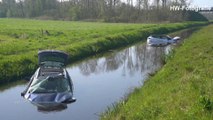 Auto's te water na botsing op A28 bij Rouveen