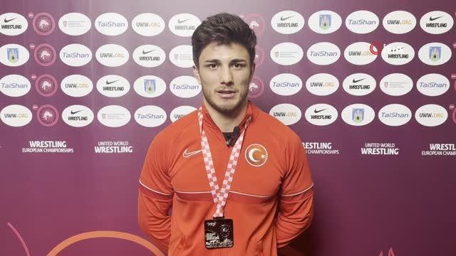 Yunus Emre Başar: Madalyamı ülkeme bayram hediyesi olarak armağan ediyorum