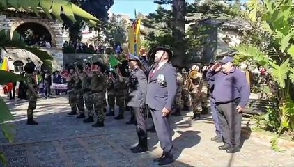 Raduno bersaglieri: a Taormina  centinaia di cappelli piumati