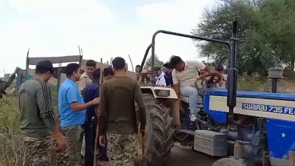 बजरी माफिया का तांडव: महिला को कुचला, एसपी की गाड़ी को टक्कर मारने की कोशिश....देखें वीडियो