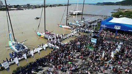Barcos da The Ocean Race deixam Itajaí