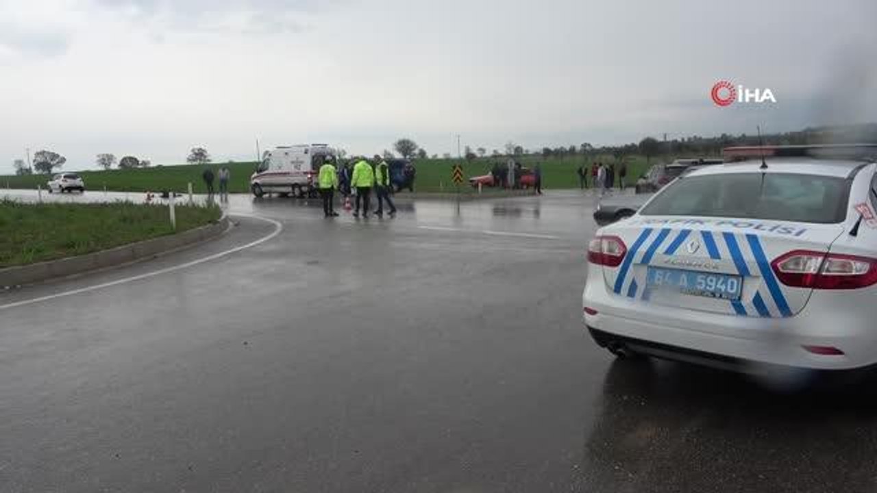 Otomobille çarpışan motosiklet sürücüsü hayatını kaybetti