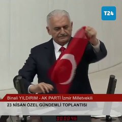 Tải video: AKP'li Binali Yıldırım, İstiklal Marşı'nı kâğıda bakarak 'yanlış' okudu