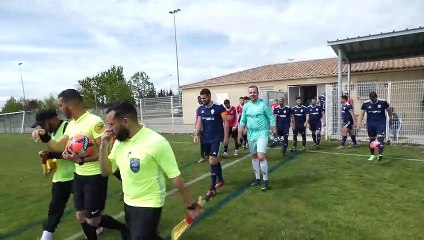 PHB : L'ENTREE DES JOUEURS ( OCR / PONT ST ESPRIT ) .