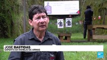 Ecuador: civiles aprenden a manejar armas ante el decreto presidencial que permite su uso