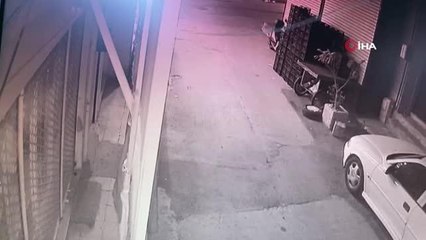 İzmir'de 1 kişinin öldüğü kahvehane baskınının yeni görüntü ortaya çıktı