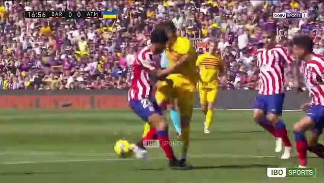 ملخص مباراة برشلونة واتلتيكو مدريد 1-0 - تألق ليفاندوسكي