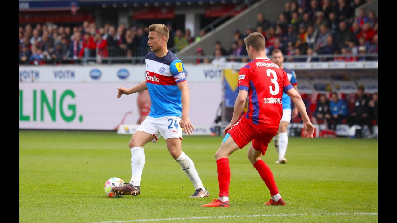 Heidenheim v Holstein Kiel