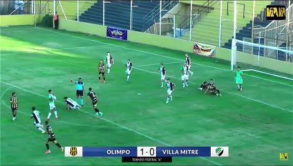 Atajada de Martín García en el clásico ante Villa Mitre. Video: Voces Aurinegras