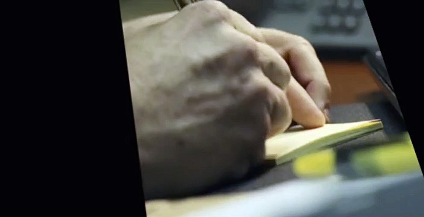 Homecoming S01 E03