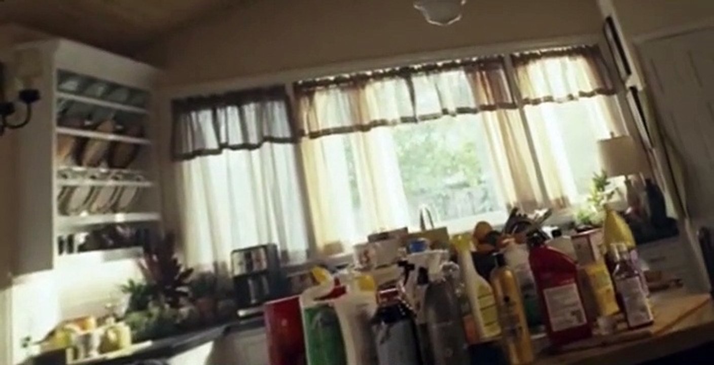 Homecoming S01 E06