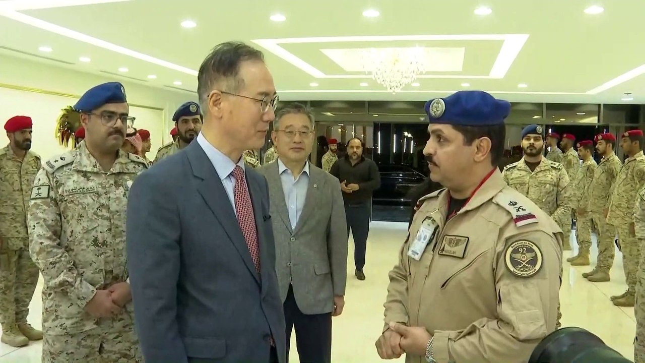 طائرة على متنها 29 من رعايا كوريا الجنوبية تصل...