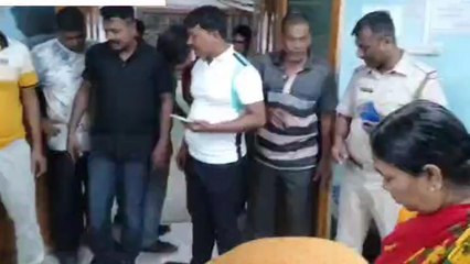 মর্মান্তিক পথ দুর্ঘটনা, রক্তাক্ত অবস্থায় পড়ে রয়েছে.... চলছে উদ্ধার কাজ