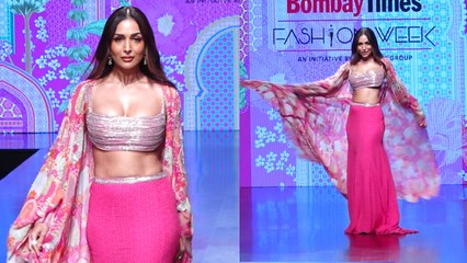 Malaika Arora ने Ramp पर लगाई आग, Hot Look में लगाए ठुमके, अदाएं देख फैंस बोले Queen! Video Viral