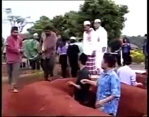 Look, what happened  deadbody burial time at graveyard.