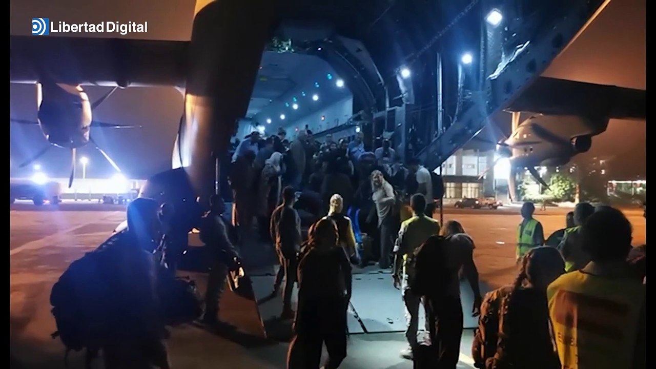 Las Fuerzas Armadas españolas evacuán con éxito a los españoles atrapados en Sudán