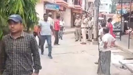 উঃ২৪পঃ মাঝরাতে বিকট আওআজ ! চমকে উঠে প্রতিবেশী যা দেখে কাঁপতে থাকল