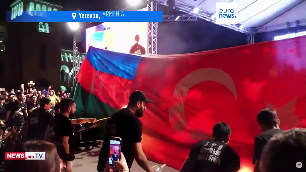 Hundreds march through Yerevan in honour of 108-year anniversary of Armenian Genocide