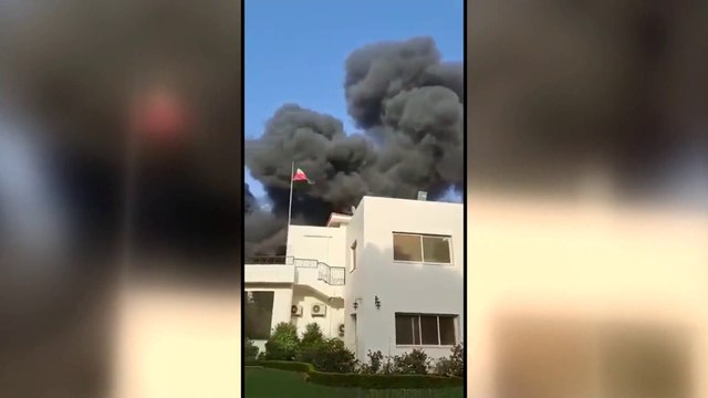 تصاعد أعمدة الدخان في محيط السفارة الكويتية في #الخرطوم جراء الاشتباكات بين #الجيش_السوداني و #الدعم_السريع #السودان #العربية #الخرطوم