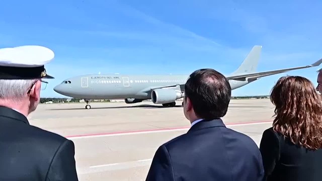 Españoles evacuados de Sudán llegan a España